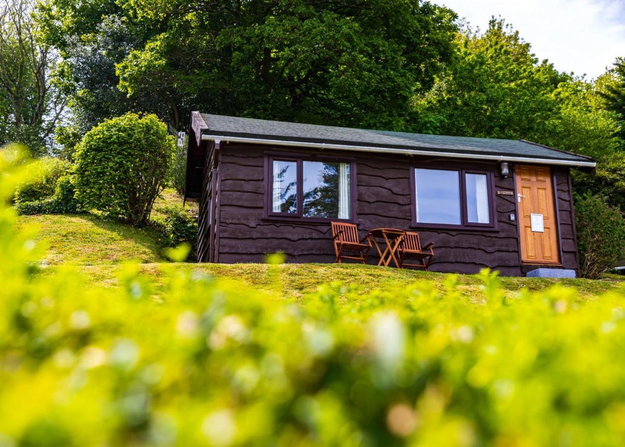 Grattons Cedar Lodges Berrynarbor Exterior photo